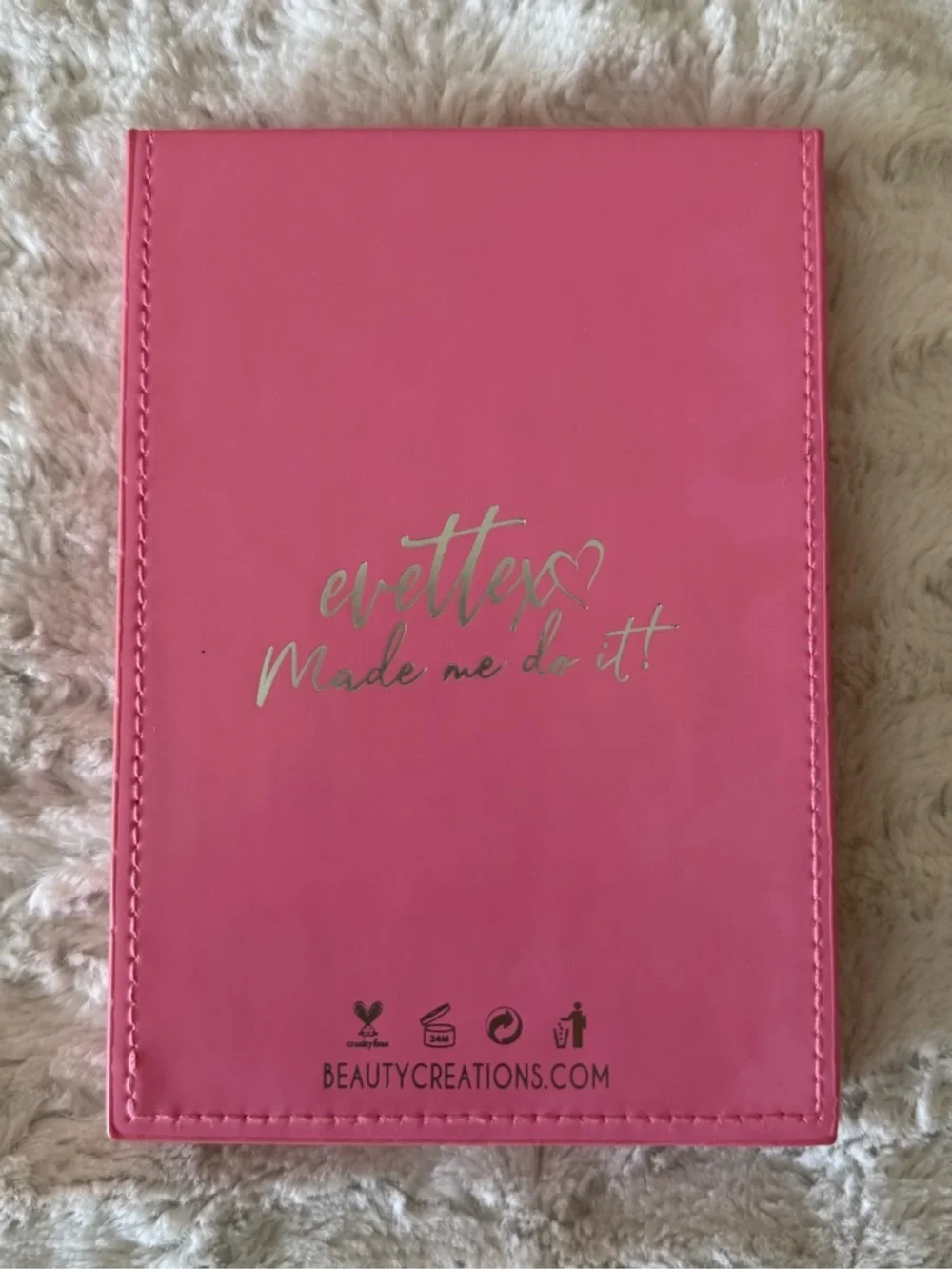 Beauty Creations x Evettexo Snatch Me Face Palette